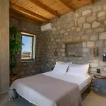 Katoikia Milos Slow Living Homes بيت للعطل
