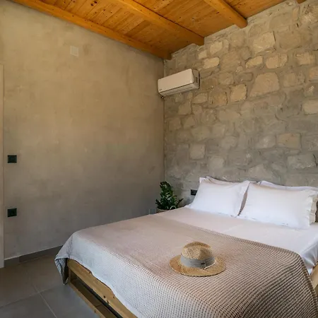 Feriehus Katoikia Milos Slow Living Homes