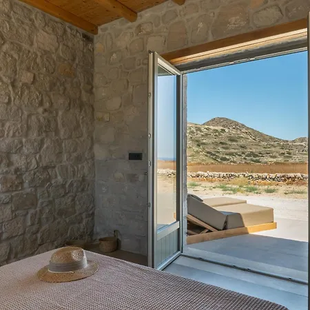 Feriehus Katoikia Milos Slow Living Homes Mandrakia